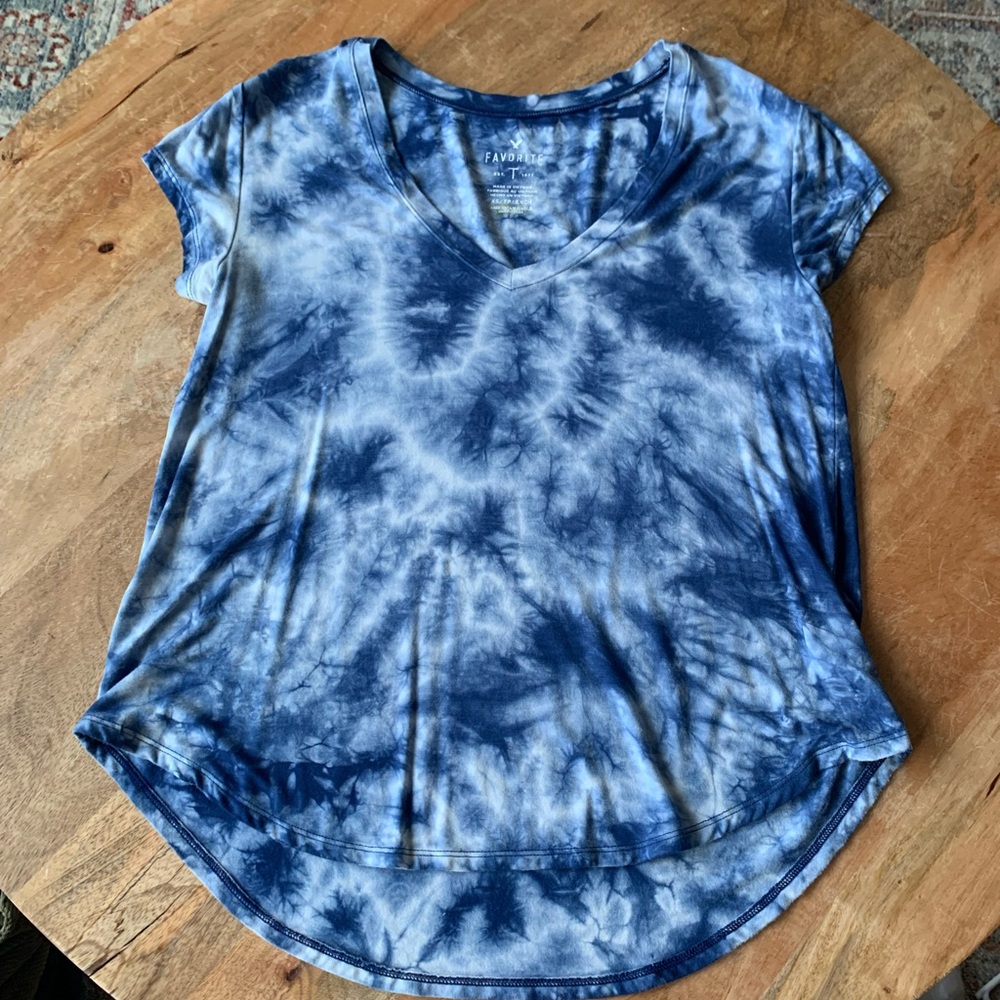 American Eagle “Favorite T”